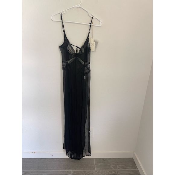 LA PERLA 100% Silk Luxury Night Gown Size Medium NWT